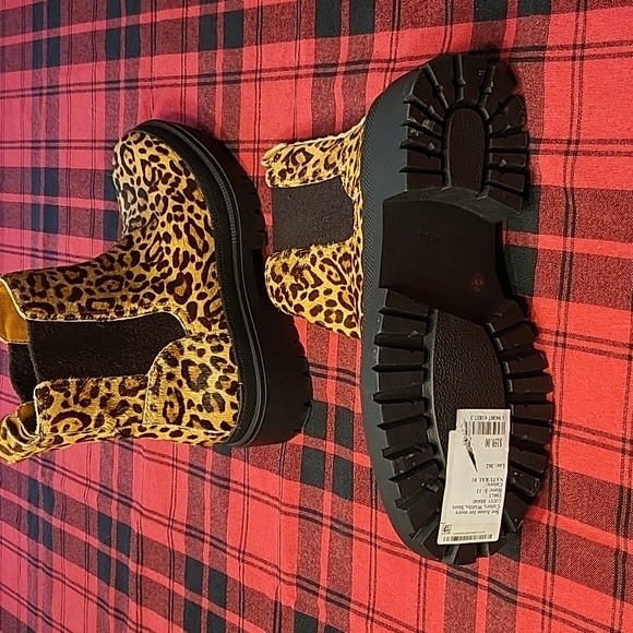 NWOT Lucky Brand Women Emali Tan Black Leopard Calf Hair Lug Sole Combat Boots - Picture 7 of 12